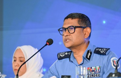 8 ގަޑިއިރުގެ ޑިއުޓީގެ ބޮޑުބައި ރައްޔިތުންނާ އެކު ހޭދަކުރަން އެބަޖެހޭ: ޕޮލިސް ކޮމިޝަނަރު