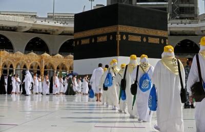 ހާއްސަ ފިޔަވަޅުތަކުގެ ތެރެއިން ހައްޖުވެރިން މައްކާ އަށް