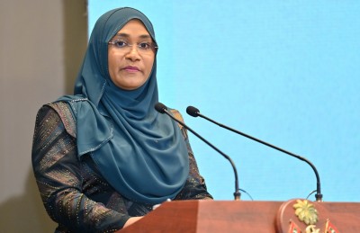 ކާބޯތަކެތީގެ ރައްކާތެރިކަން ކަށަވަރުކުރުމަކީ ފަރުދީ ޒިންމާއެއް: ފަސްޓް ލޭޑީ