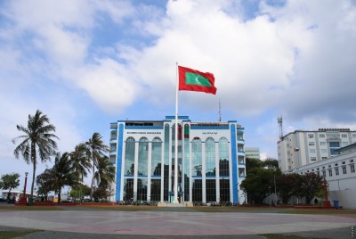 ޑްރަގް މައްސަލައަކަށް ޕޯޗުގީޒު ތަރުޖަމާނެއް ހޯދަނީ