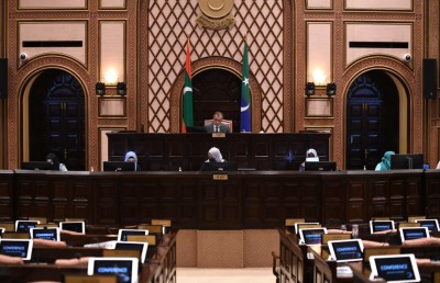 މާދަމާ މަޖިލީހުގެ ޖަލްސާތައް ފަށަނީ، ރައީސް ނަޝީދު ބައިވެރިވެވަޑައިނުގަންނަވާނެ