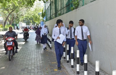 ކްލާސްތަކަށް ވަކިވަކި ވައިބާ ގުރޫޕް ނުހަދަން އަންގައިފި
