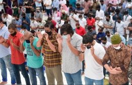 އިސްލާމްދީނުގެ ބުރުސޫރަ ހުތުރުކުރާ މީހުންނަށް ނޫނެކޭ ބުނަން ކެރޭ މުސްލިމުން ބޭނުންވޭ: އީދު ހުތުބާ