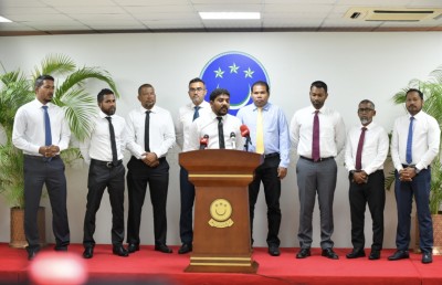 އިޒްރޭލުގެ ޕާސްޕޯޓު މަނާކުރުމަށް މީކާއިލް ހުށަހެޅުއްވި ބިލް މާދަމާ އަށް އެޖެންޑާކޮށްފި