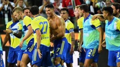 މާ އަވަހަށް ސެލަބްރޭޓް ކުރުމުން ރޮނާލްޑޯ ލަދެއްގައި ބެދިއްޖެ