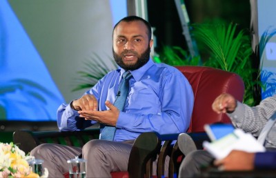 15-13 އަހަރުގެ ކުދިން އިމާމުވެ ނަމާދުކުރުމަކީ މައްސަލައެއް ނޫން: ޑރ. ޝަހީމް