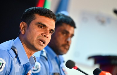 ބިޔަ ސްކޭމެއް، އެކަކުގެ ނަމުގައި 100 ވެހިކަލް!