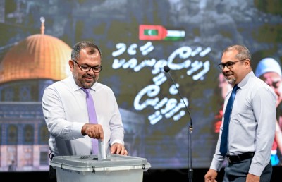 ޓެލެތޯން އިން ލިބޭ ފައިސާ އޮޑިޓް ކުރާނެ، ފަލަސްތީނަށް ފޯރުކޮށްދޭނީ ދެފުށް ފެންނަ ގޮތަށް: ޒީނާ