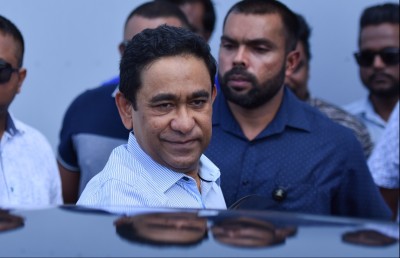 ސަރުކާރު ފެއިލްވާ ވަރަކަށް ޔާމީނަށް ބިރު ދައްކައި ޖެއްސުން އެބަ ކުރޭ، ފަހަތަކަށް ނުޖެހޭނެ: އަބްދުއްރަހީމް