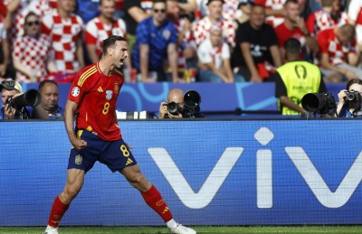 ސްޕެއިން އާ ސްޓައިލްގައި ވިދާލައިފި، ކްރޮއޭޝިއާ އާދައިގެ ފެންވަރަކަށް