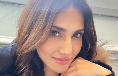 ބޮލީވުޑްގެ ޚަބަރުތައް ކުރުކޮށް