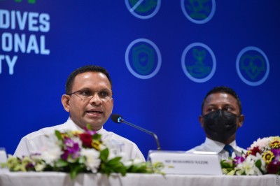 ޔާމީނު ވެރިކަމަށް ކުފޫހަމައެއް ނުވޭ، އެކުގައި ދުވަހަކުވެސް މަސައްކަތެއް ނުކުރާނަން: ނާޒިމް