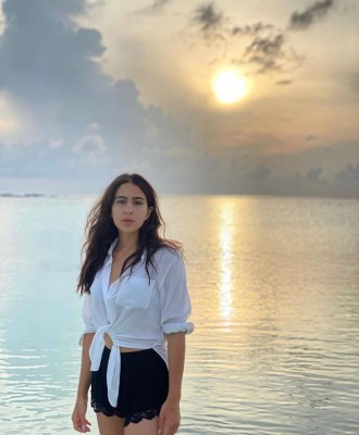 ސާރާ އަނެއްކާވެސް ރާއްޖޭގައި