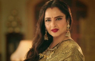 މިނިޓެއްގެ ޕްރޮމޯއަކުން ރޭކާ އަށް 7 ކްރޯޑް ރުޕީސް