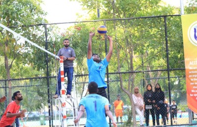 ޕޮލިސް ކްލަބުގެ މެޗުން ރަނޭ އަށް ފެނިވަޑައިގެންނެވި މަންޒަރު