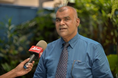 ހަސަން މުހައްމަދު: ޖޭ އެސްގެ ޕްރިންސިޕަލް ކަމުގައި 16 އަހަރު، މިއީ ރެކޯޑެއް!