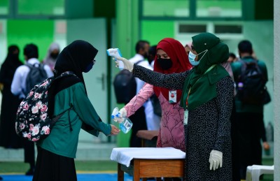 ކޮވިޑް ވެކްސިން ނުޖަހާ މުވައްޒަފުން ވަޒީފާ އިން ވަކިކުރާނެ ކަމަށް އަންގައިފައެއް ނުވާނެ: މިނިސްޓްރީ
