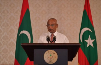 އަޅުގަނޑު މިހުރީ މަޖިލީހުގެ މެޖޯރިޓީއާ އެކީގައި، އެ މެޖޯރިޓީ ހިފަހައްޓާނަން: ރައީސް