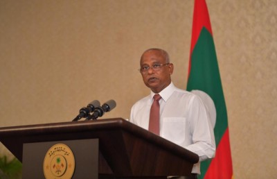 އަޅުގަނޑު މިހުރީ މަޖިލީހުގެ މެޖޯރިޓީއާ އެކީގައި، އެ މެޖޯރިޓީ ހިފަހައްޓާނަން: ރައީސް