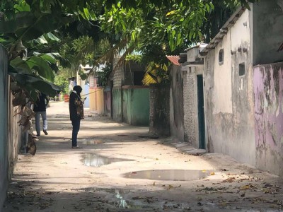 މަހުމޫދު ގެއްލުނު ރޭ އަޑެއް އިވުނު ގެއެއް ބަލައި ފާސްކުރަނީ