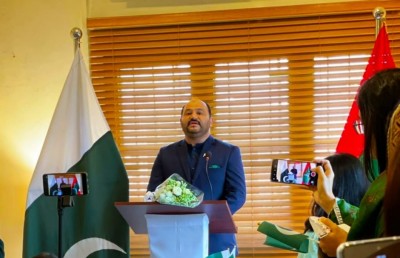 ސާކްގެ ސުލްހަ އޮތީ ކަޝްމީރާ ގުޅިފައި: ޕާކިސްތާނުގެ ސަފީރު