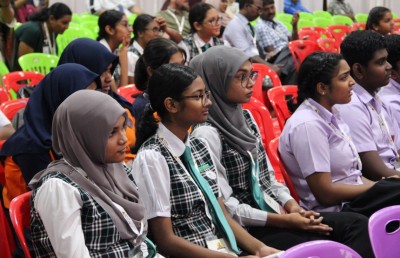 އޭލެވެލް އަށް ކިޔެވުމުގެ ފުރުސަތު އަހުމަދިއްޔާ އިން ހުޅުވާލައިފި