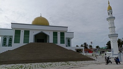 އުނގޫފާރުގައި އިސްލާމިކް ސެންޓަރު ނުހުޅުވާހުރެ ހަލާކުވާތީ ރައްޔިތުންގެ ކަންބޮޑުވުން