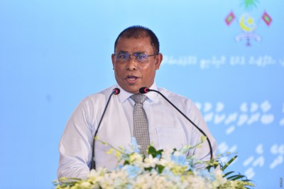 ނޮވެމްބަރު މަހު ފަތުރުވެރިންނަށް ވެކްސިން ދޭން ފަށަނީ