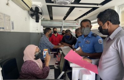 ފޭކް ސްލިޕުން ކުރާ ވިޔަފާރި ހުއްޓުވާނެ ގޮތް މާލޭގެ 147 ފިހާރައެއްގެ ސޭޓުންނަށް ކިޔައިދީފި