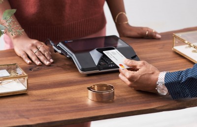 މާސްޓަ ކާޑް ޗިޕް ކާޑަކަށް ބަދަލުކުރަނީ