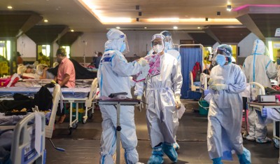 ކޮވިޑް-19 ޖެހިގެން ދުނިޔޭގައި ލައްކައަކަށްވުރެ ގިނަ ސިއްހީ ޚިދުމަތްތެރިން މަރުވެފައިވޭ