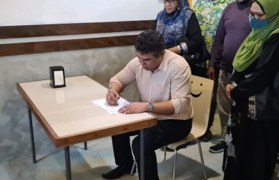 ރައްޔިތުންނަށް ސަރުކާރު ވައްޓާލެވެން ޖެހޭނެ: ބޮންޑޭ