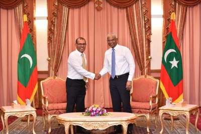 ވެރިކަމުގެ ނިޒާމު ބަދަލުކުރުމާ ބެހޭ ގޮތުން ދެ ރައީސުން މަޝްވަރާކުރައްވައިފި
