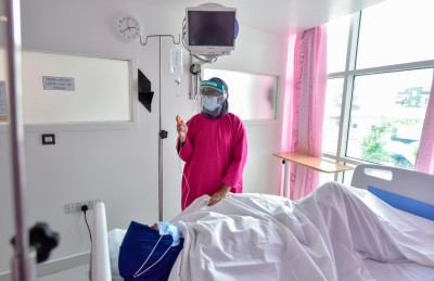 ޒުވާނުން މަރުގެ ހަނގުރާމައެއްގައި!