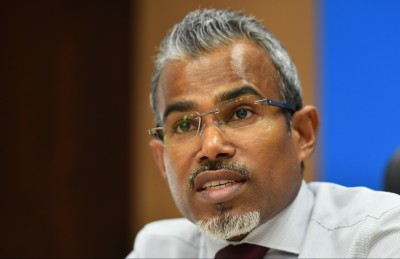 ޒަމާނަށް ފެތޭ، ތަފުސީލީ، ހެއްކާ ބެހޭ ބިލެއް އެކުވަލާލައިފި