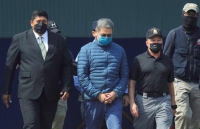 އެމެރިކާއަށް ޑްރަގް އެތެރެކޮށްދިން ހޮންޑިއުރަސްގެ ކުރީގެ ރައީސް 45 އަހަރަށް ޖަލަށް