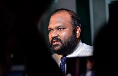 އަލީ ވަހީދު ޔޫކޭގައި ހައްޔަރުކޮށްފި