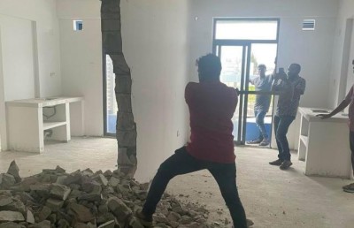 އާންމުވެގެން އުޅެނީ އަމިއްލަ މީހެއްގެ ދެ އެޕާޓްމަންޓް އެއްކޮށްލާ ފޮޓޯއެއް ނޫން: އެޗްޑީސީ