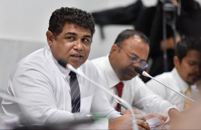 ބަރުލަމާނީ ޕެޓިޝަން: ދެބައި ވަކިކުރާ ނަރުދާގަނޑު!