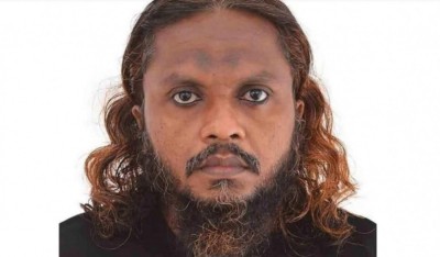 ރައީސް ނަޝީދަށް އިންޒާރު ދިން މީހާގެ މައްޗަށް ތިން ދައުވާއެއް އުފުލައިފި