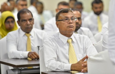 ބަރުލަމާނީ ޕެޓިޝަން: ދެބައި ވަކިކުރާ ނަރުދާގަނޑު!