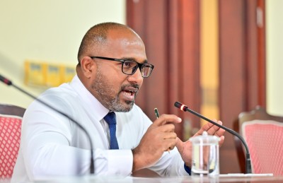 ހޯމް މިނިސްޓަރާއި ފުލުހުން ހާޒިރުކުރި 241 ކޮމިޓީ ސިއްރު