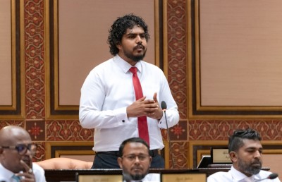 މައުލޫމާތު ހާމަކުރުމާ ދެކޮޅަށް އަޒާން ވޯޓު ދެއްވުމުން ބޮޑު މައްސަލައަކަށް!