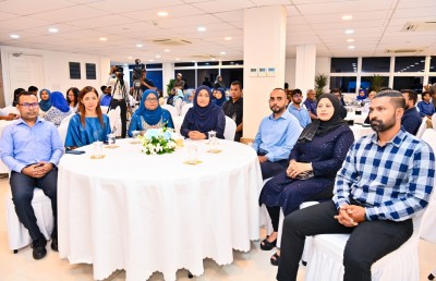 21 ކުއްޖަކު ހަކުރު ބަލި ތަހައްމަލްކުރުމަކީ ރަތް ސިގްނަލެއް: ފަސްޓް ލޭޑީ