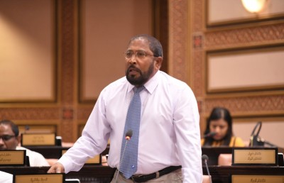 މަޖިލީހުގެ މެމްބަރުންގެ މުސާރަ ބޮޑެއް ނޫން: ގާސިމް