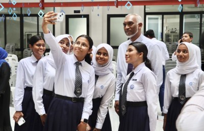 27 އަހަރަށް ފަހު ރައީސް މުއިއްޒު ސީއެޗްއެސްއީ އަށް، ލިބުނީ ސަޕްރައިޒެއް!