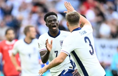 ތަށީގެ ފޭވަރިޓް އިންގްލެންޑް ވިދިވިދިގެން ދެވަނަ ސެމީން ޖާގަ ހޯދައިފި