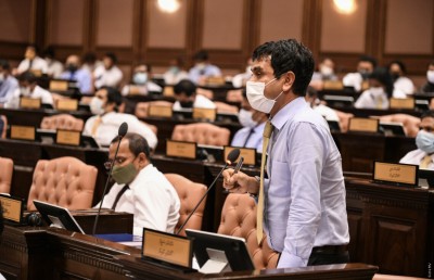 ފައިސާ ޗާޕުކުރަނީ ދިވެހި ރައްޔިތުންގެ ހައްގުގައި: ސަލީމް