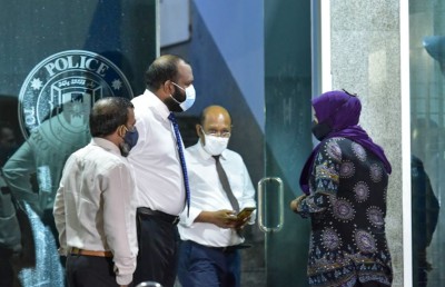 ޔޫކޭއިން އަލީގެ ވިސާ އާކޮށްދިނުމުގެ ފުރުސަތު ކުޑަ