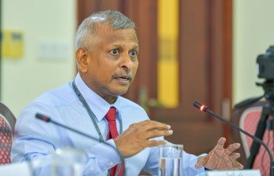 މާލީ ހާލަތު އޮޅުން ފިލުވަން ގަވަރުނަރު މާލިއްޔަތު ކޮމިޓީ އަށް ހާޒިރު ކުރަނީ!